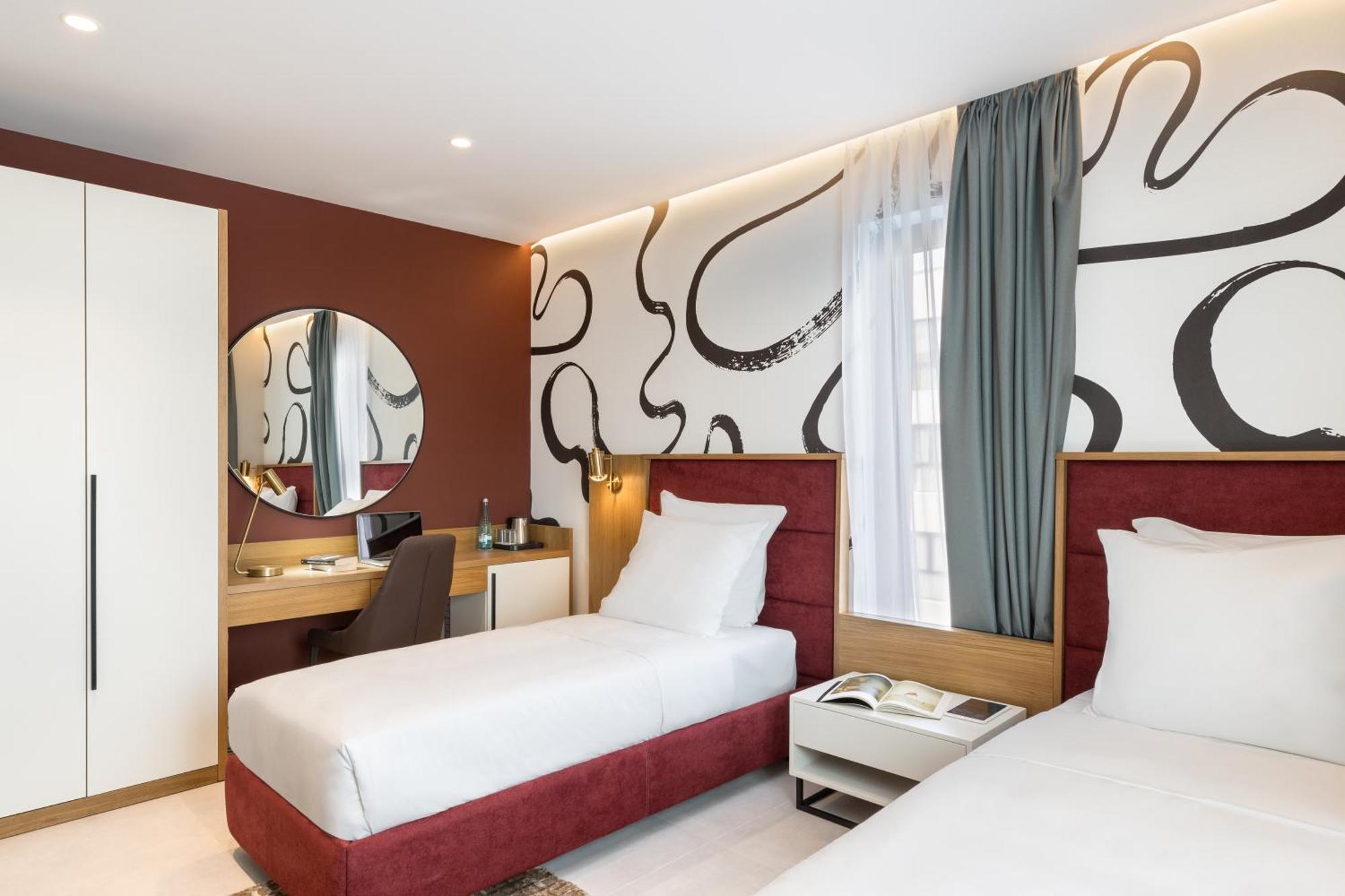 Mercure Tirana Exterior photo